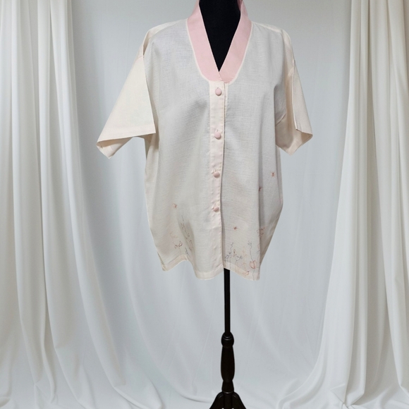Korean Made Linen Cream and Pink Button-Up Blouse with Screen Print Design - Picture 4 of 9